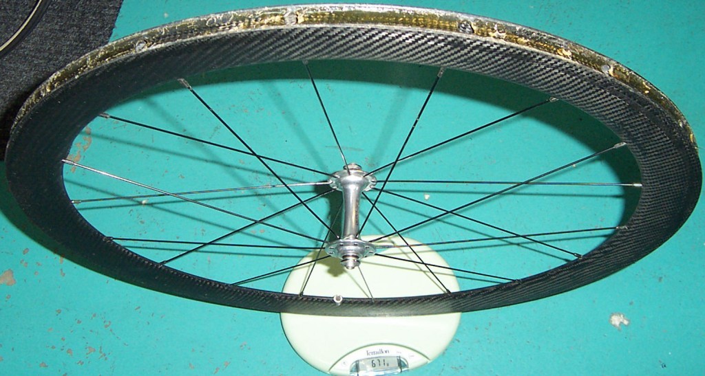 Fir Antara / Dura Ace 7700 2003 : 671gr