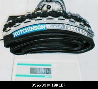 Hutchinson Mosquito 4extrusion 2002 : 700gr