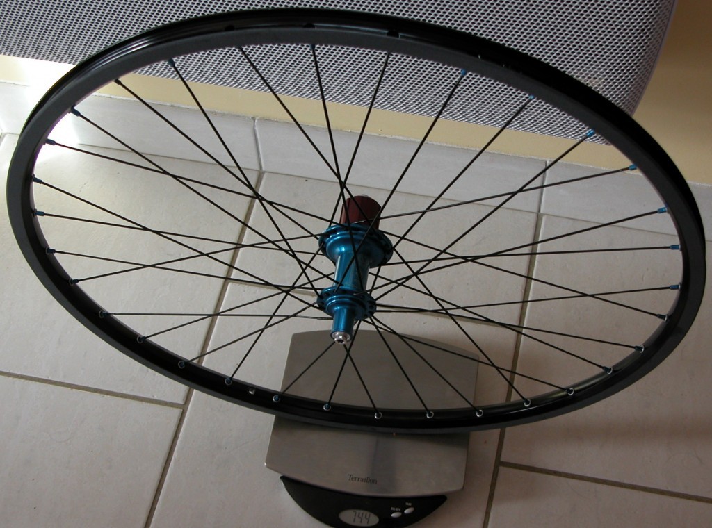 Mavic 717 Ceramique / Tune Mag 190 2006 : 743gr